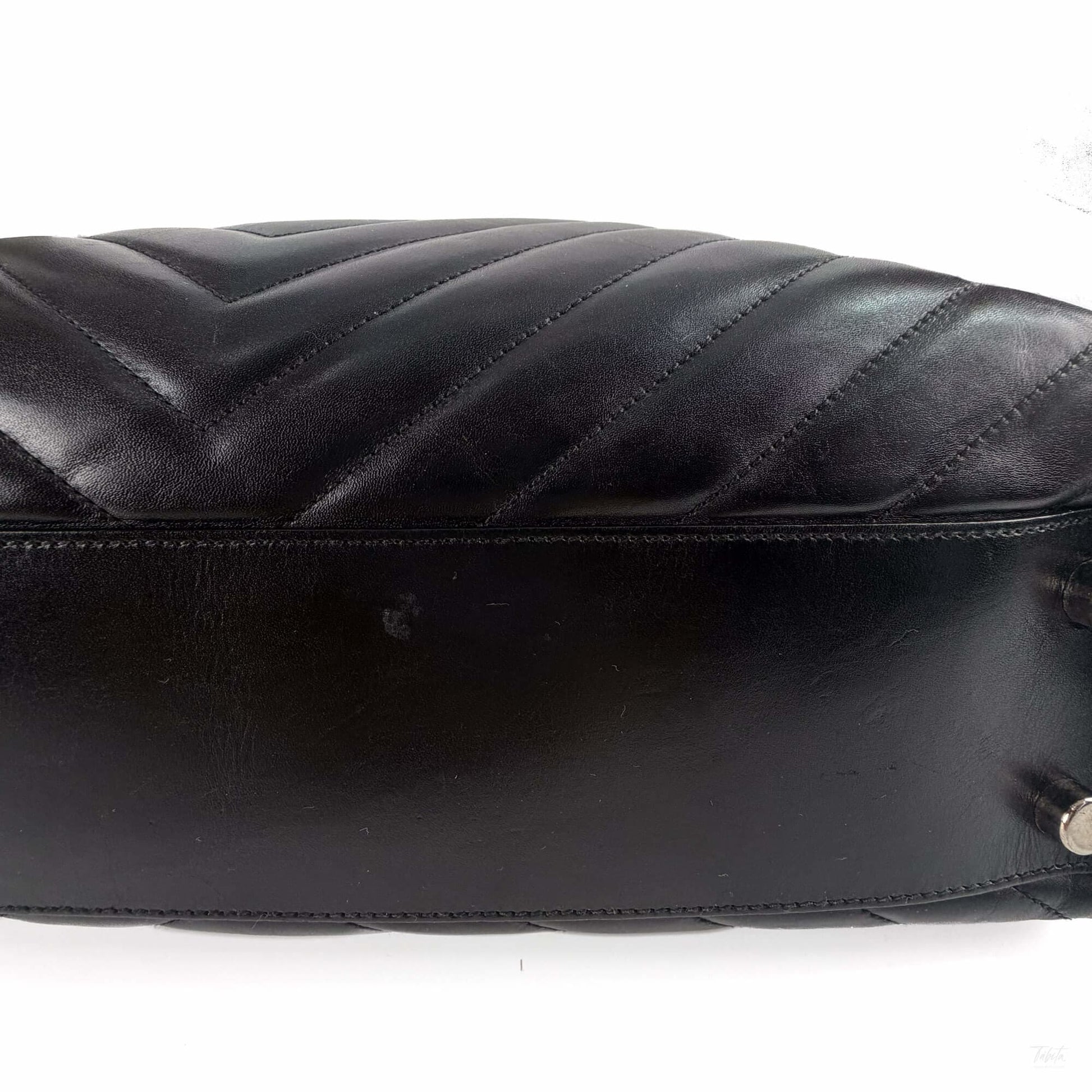 Second hand Saint Laurent Cassandra Lambskin Leather Chevron Quilted Shopper Handbag Black - Tabita Bags