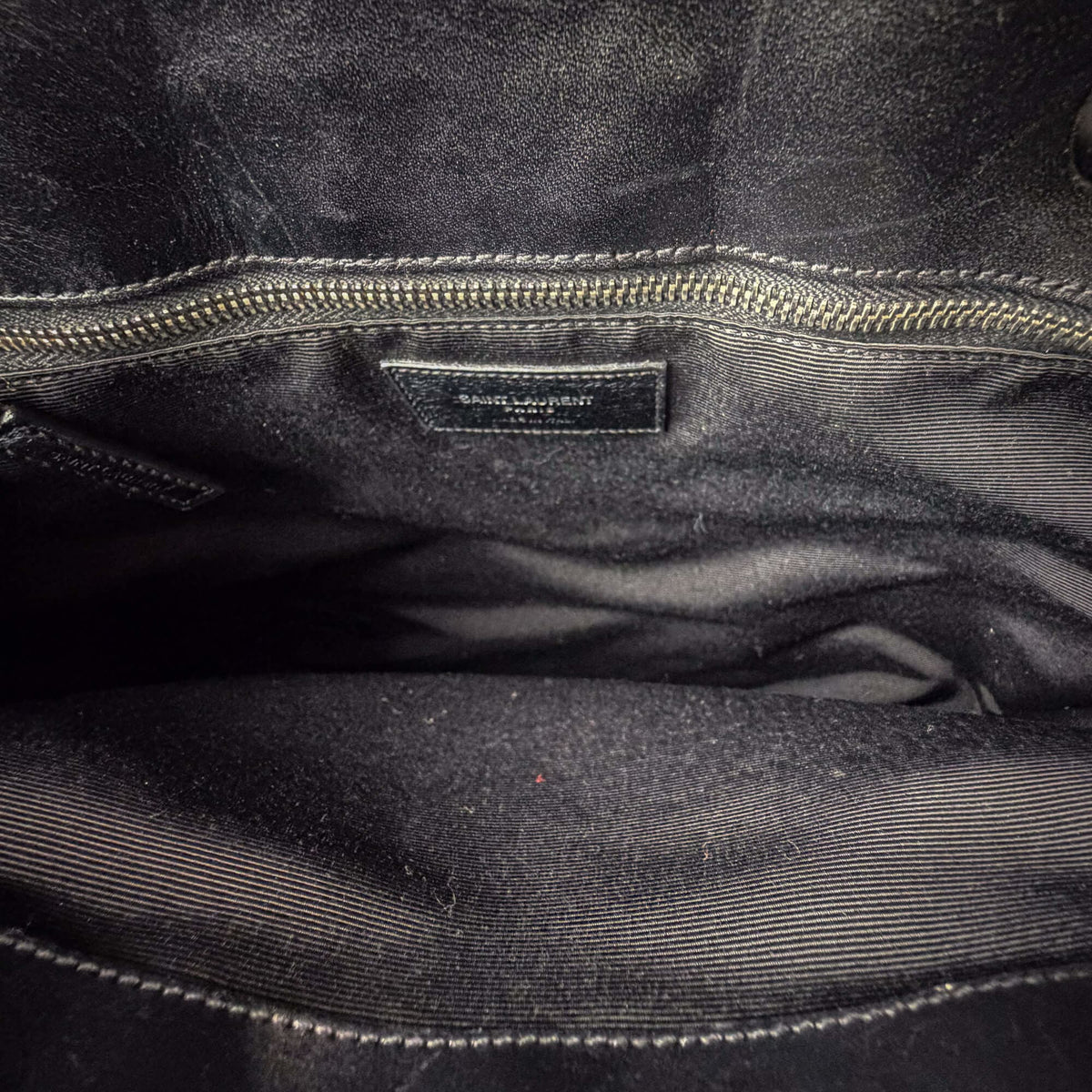 Second hand Saint Laurent Cassandra Lambskin Leather Chevron Quilted Shopper Handbag Black - Tabita Bags