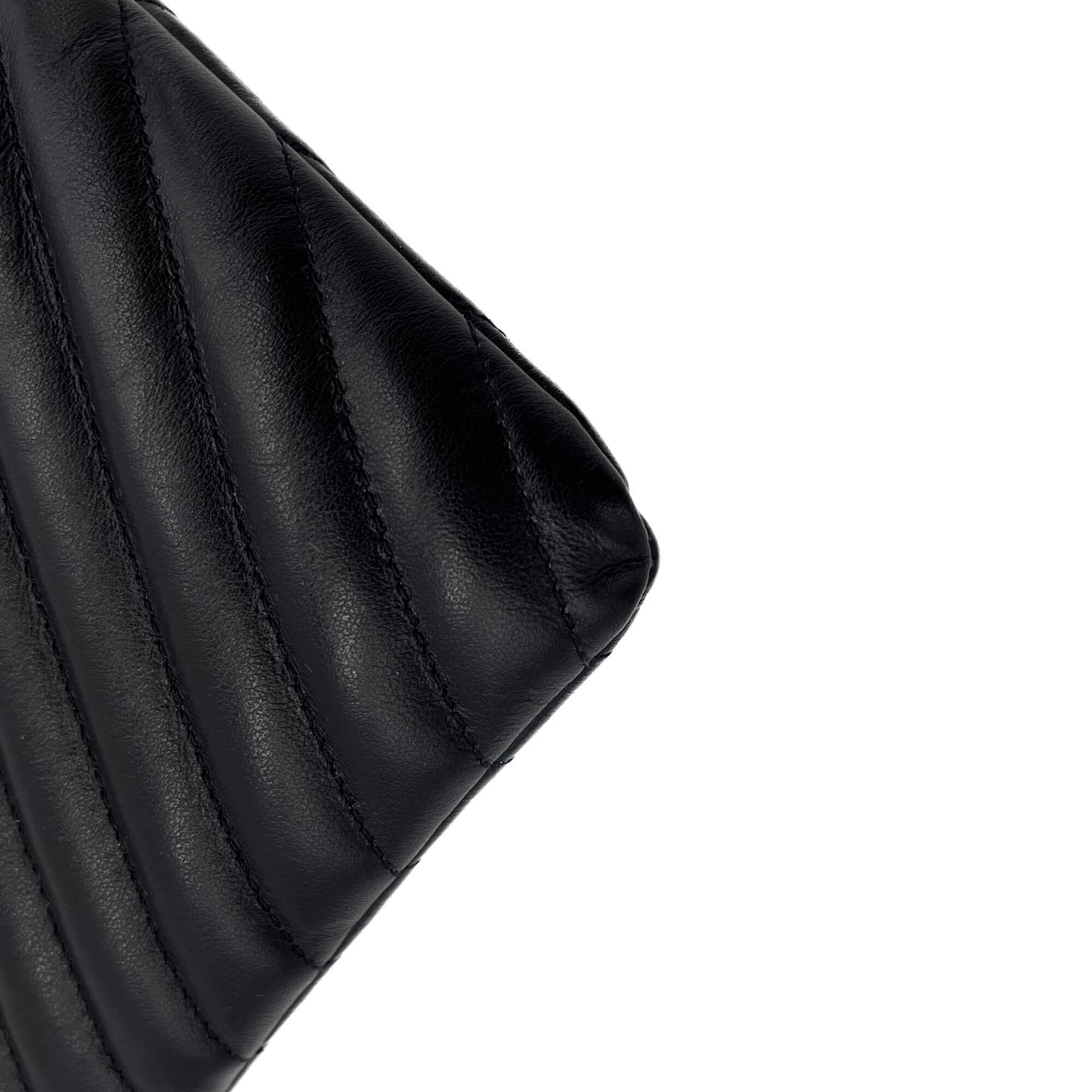 Second hand Saint Laurent Cassandre Chevron Quilted Grained Leather Document Holder Black - Tabita Bags