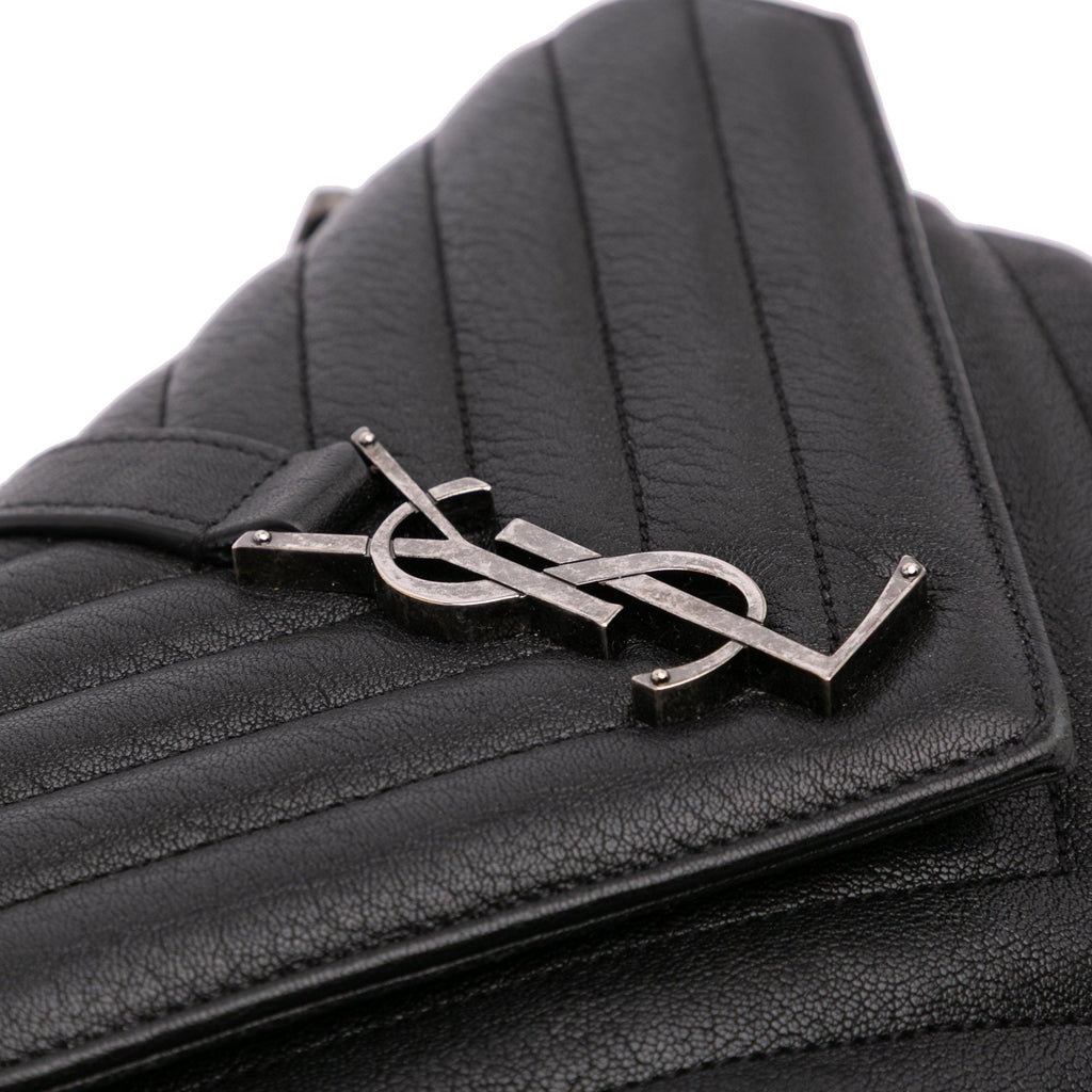 Second hand Saint Laurent College Medium Chevron Quilted Leather 2 - Ways Envelope Bag Black - Tabita Bags
