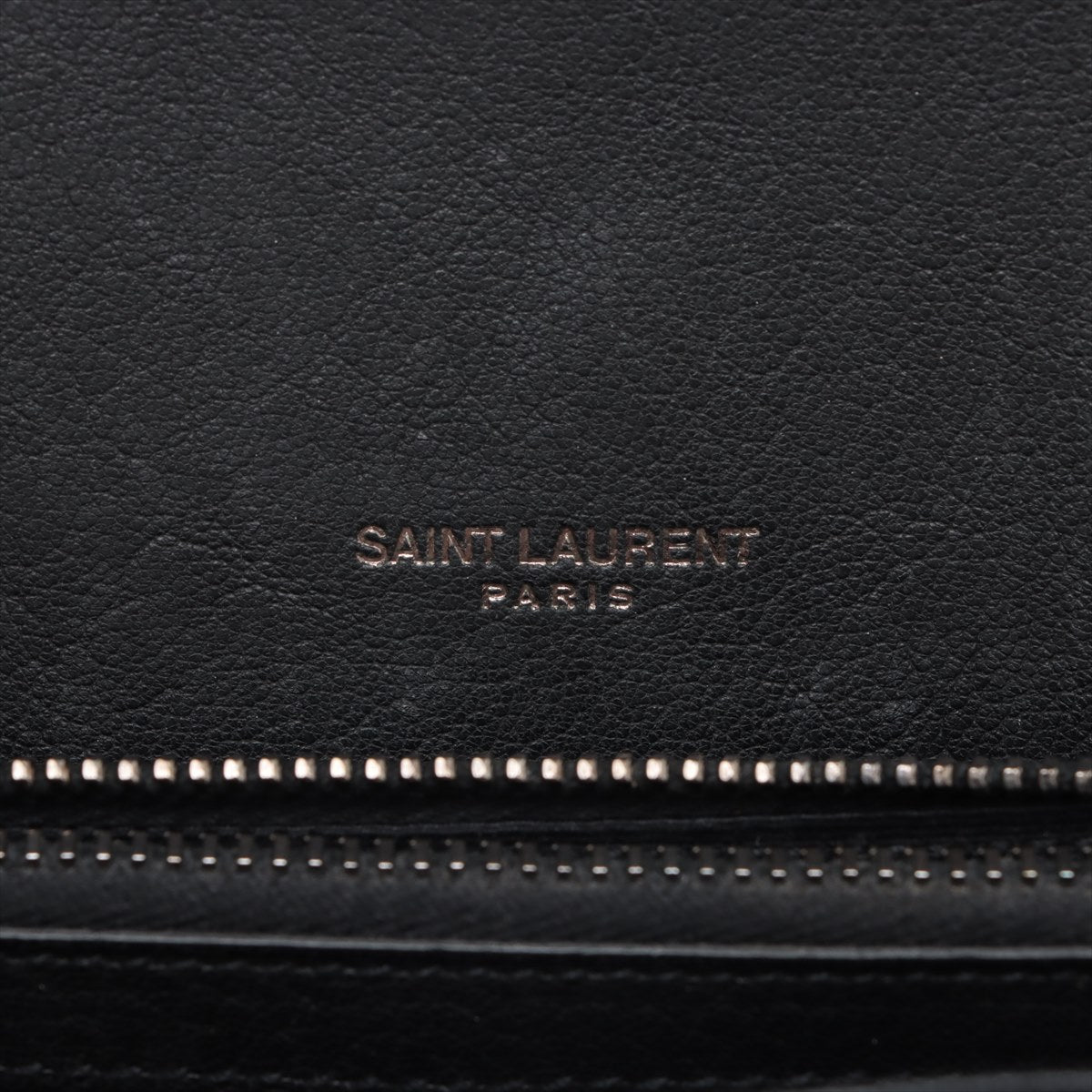 Second hand Saint Laurent College Medium Chevron Quilted Leather 2-Ways Envelope Bag Black - Tabita Bags