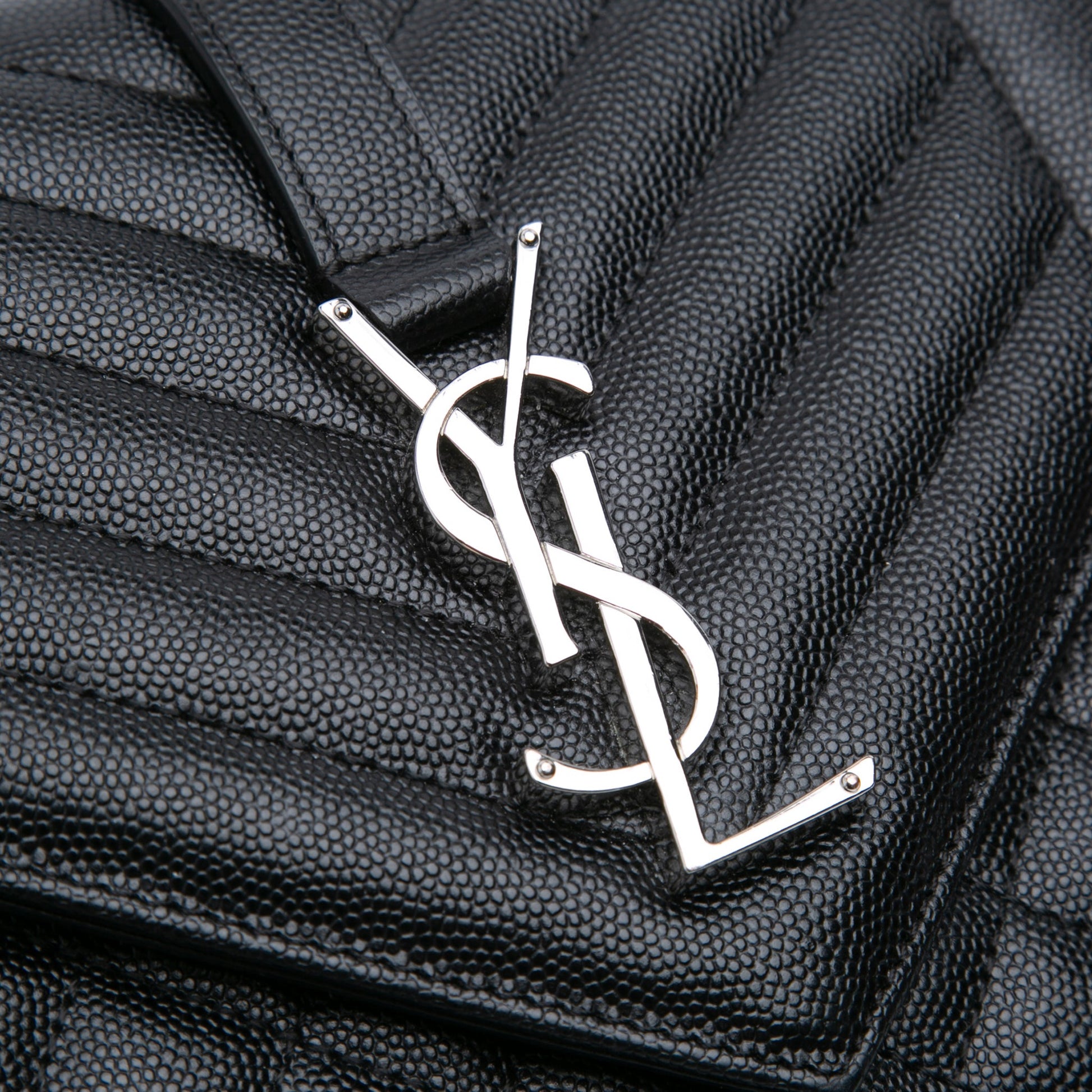 Second hand Saint Laurent Envelope Medium Embossed Grained Leather 2 - Ways Envelope Bag Black - Tabita Bags