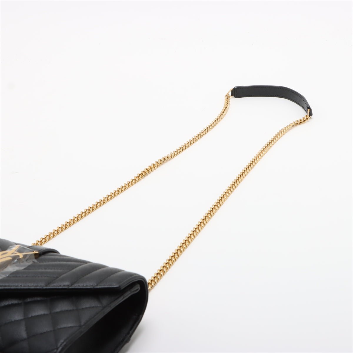 Second hand Saint Laurent Envelope Small Leather Chevron Quilted Shoulder Bag Black - Tabita Bags