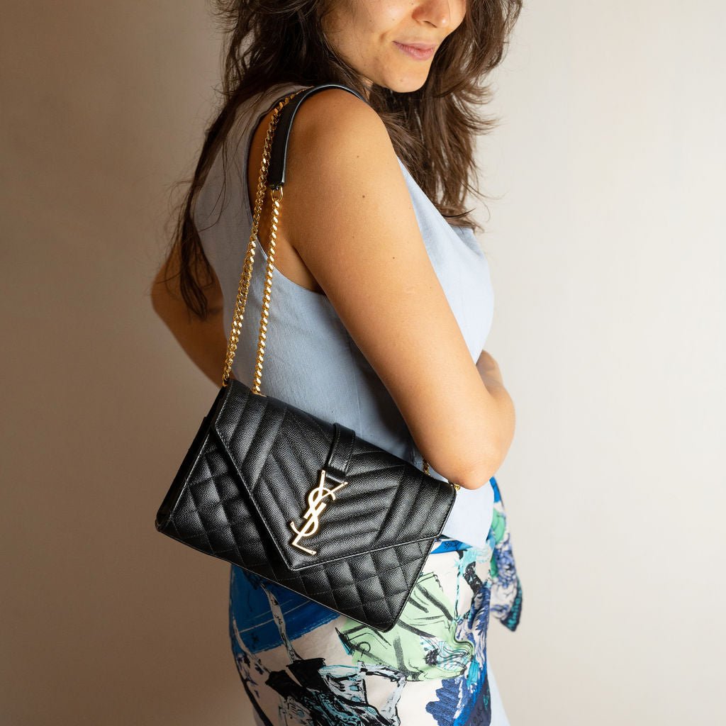 Second hand Saint Laurent Envelope Small Leather Chevron Quilted Shoulder Bag Black - Tabita Bags
