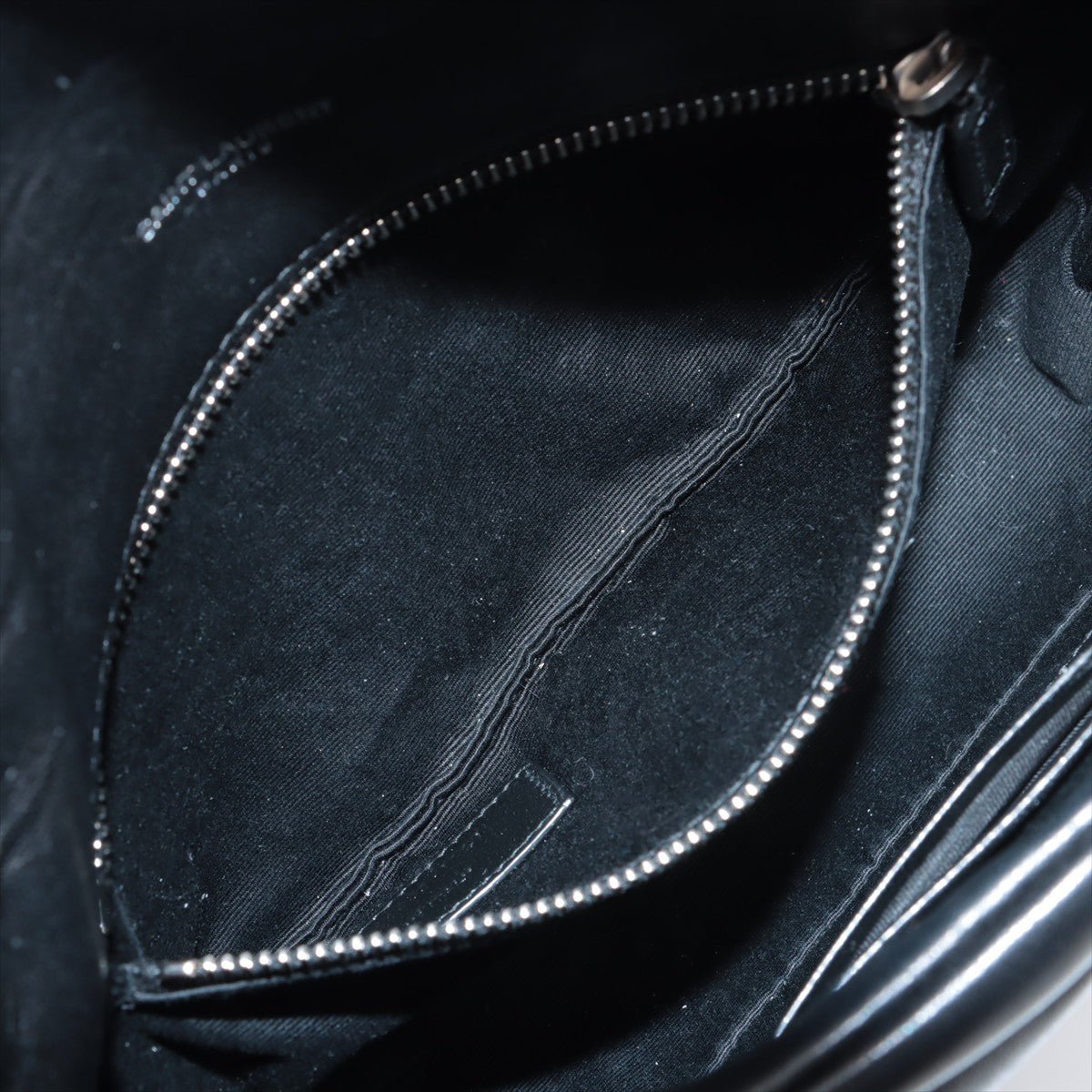 Second hand Saint Laurent Loulou Puffer Mini Chevron Quilted Leather 2 - Ways Envelope Crossbody Black - Tabita Bags