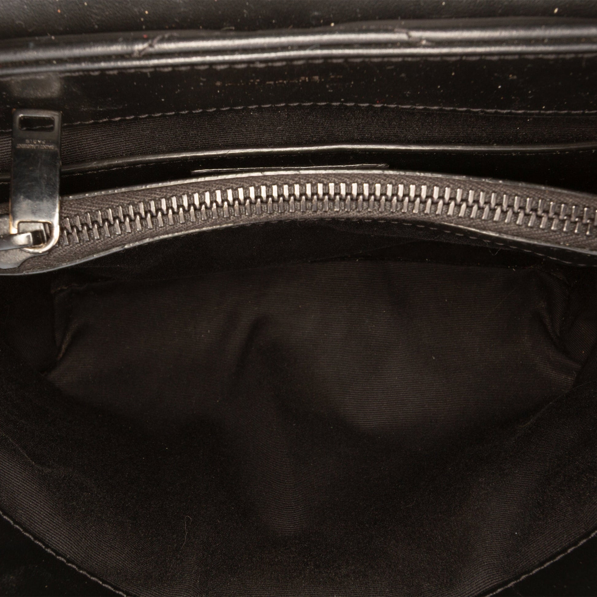 Second hand Saint Laurent Loulou Small Chevron Quited Leather 2-Ways Envelope Bag Black - Tabita Bags