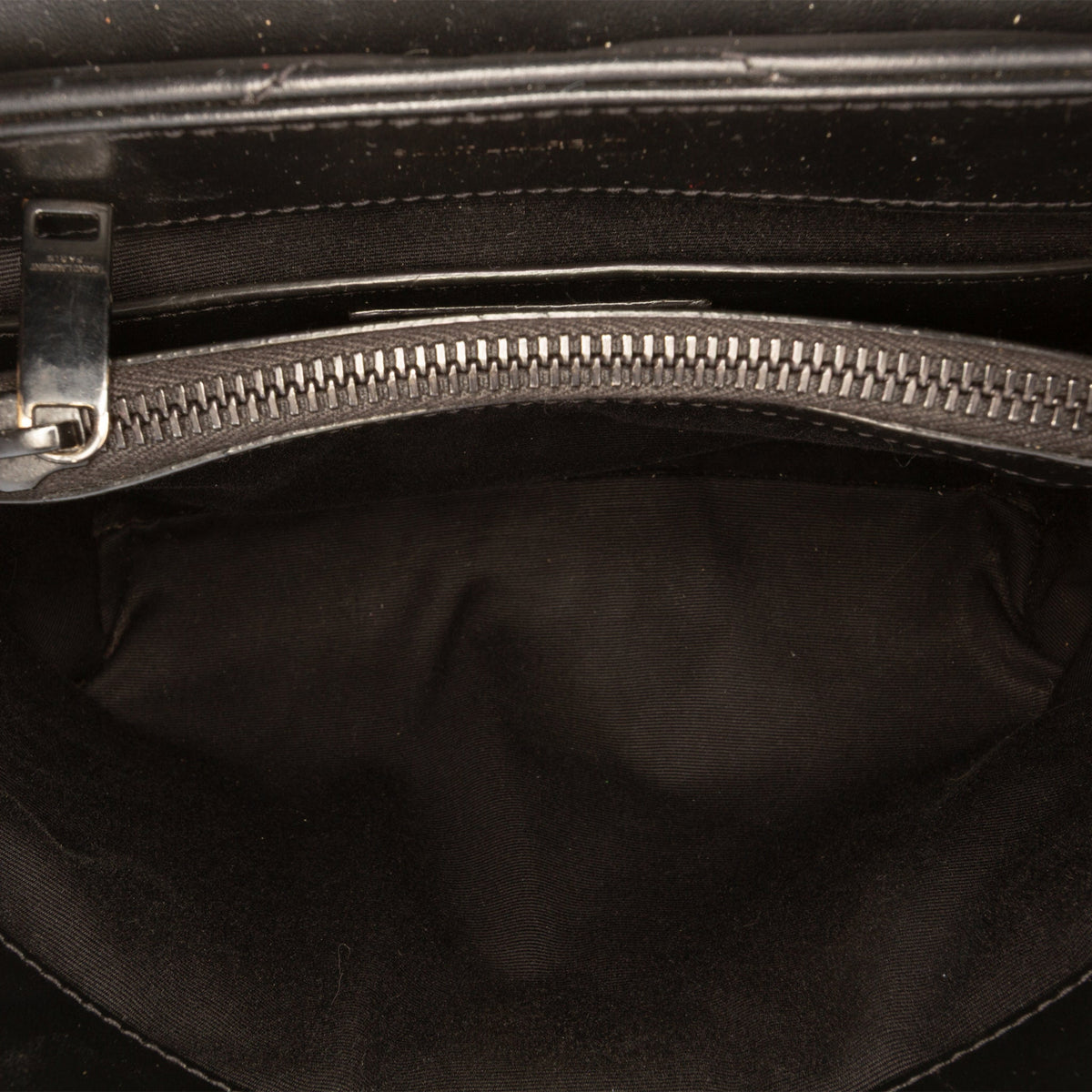 Second hand Saint Laurent Loulou Small Chevron Quited Leather 2-Ways Envelope Bag Black - Tabita Bags