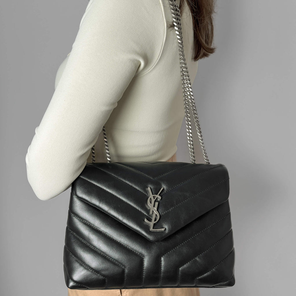 Second hand Saint Laurent Loulou Small Chevron Quited Leather 2 - Ways Envelope Bag Black - Tabita Bags