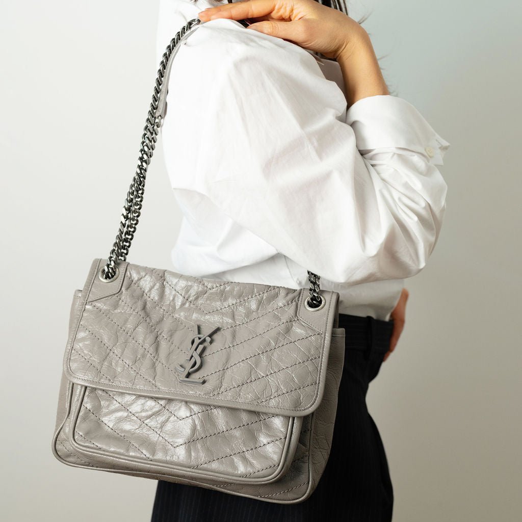 Second hand Saint Laurent Niki Medium Chevron Quilted Vintage calf Leather 2 - Ways Flap Bag Grey - Tabita Bags