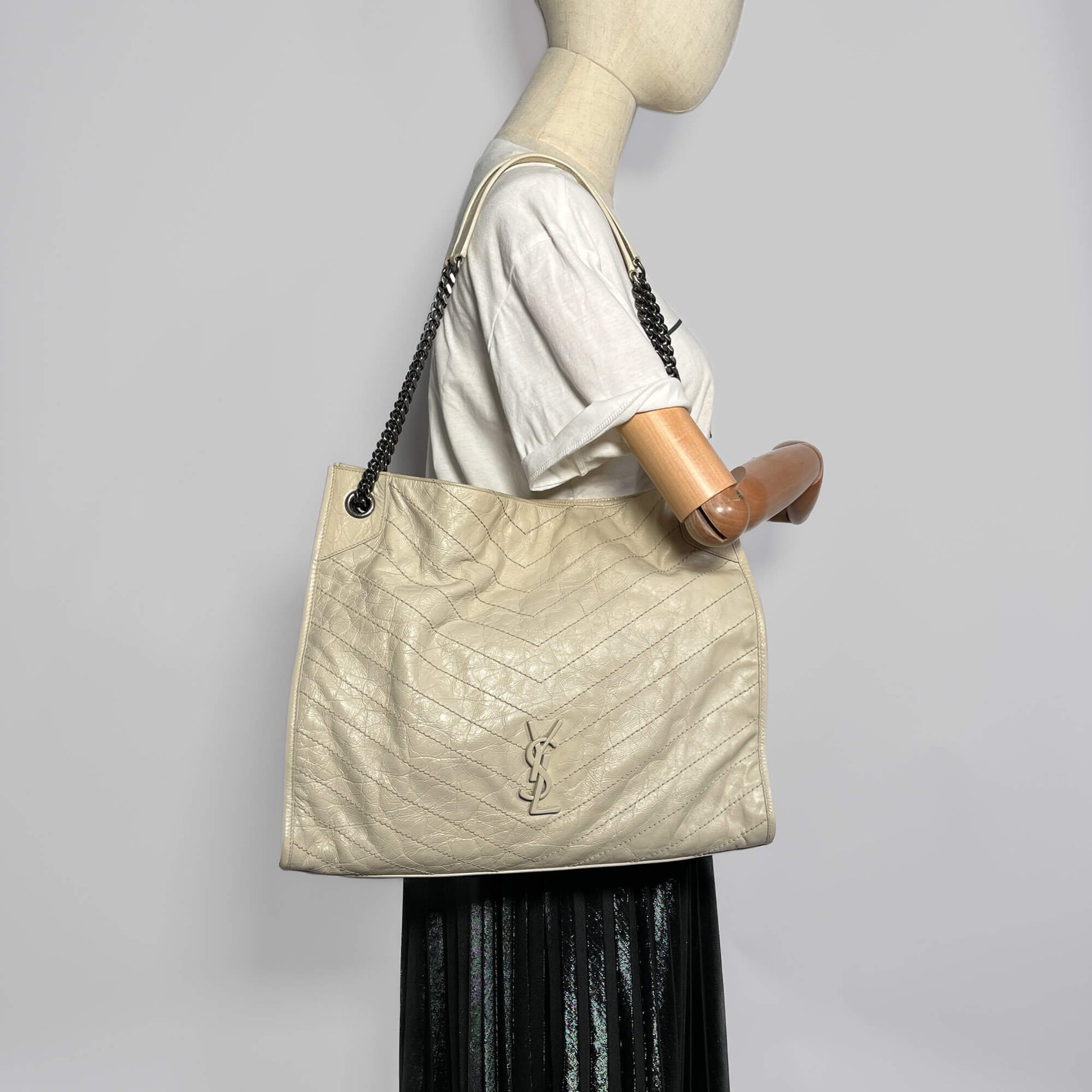 Niki Shopping Bag Niki Tote Bag SAINT LAURENT Niki Medium Quilted