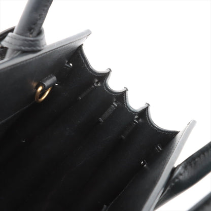 Second hand Saint Laurent Sac De Jour Baby Calfksin Leather Tote Handbag Black - Tabita Bags