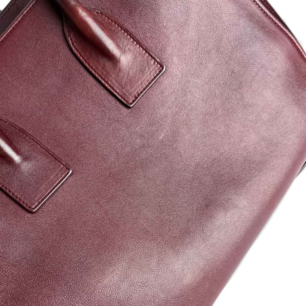 Second hand Saint Laurent Sac De Jour Small Leather Tote Handbag Burgundy - Tabita Bags