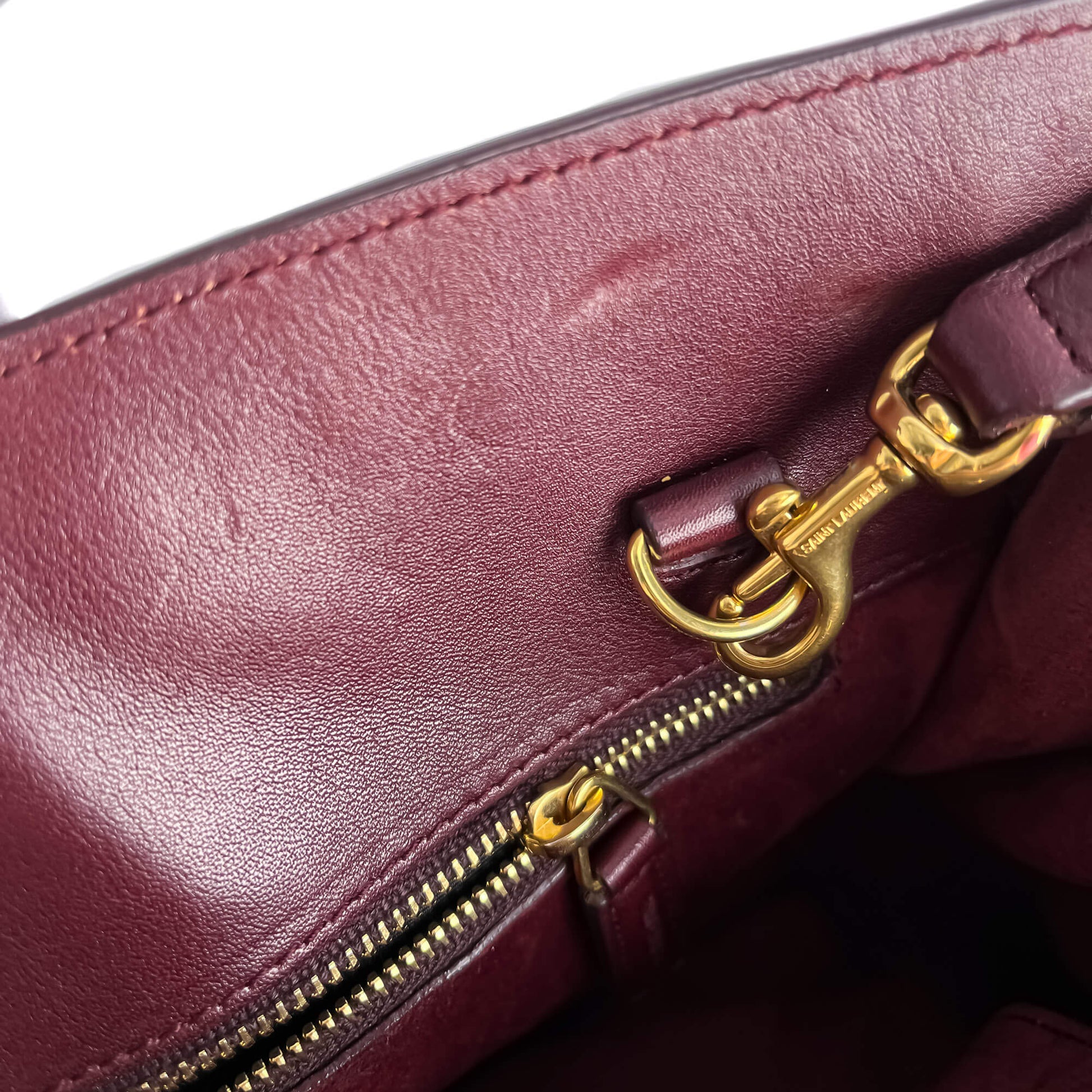 Second hand Saint Laurent Sac De Jour Small Leather Tote Handbag Burgundy - Tabita Bags