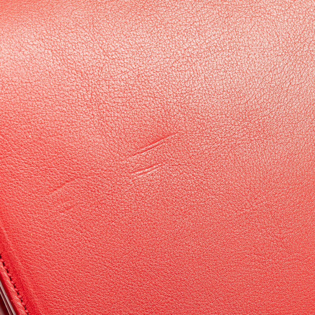 Second hand Saint Laurent Sac De Jour Small Leather Tote Handbag Red - Tabita Bags