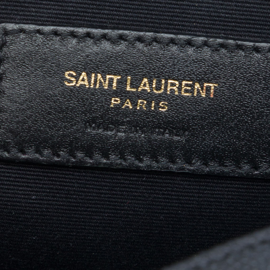 Second hand Saint Laurent Vinyle Grained Calfskin Leather Round Chevron Quilted Camera Crossbody Black - Tabita Bags