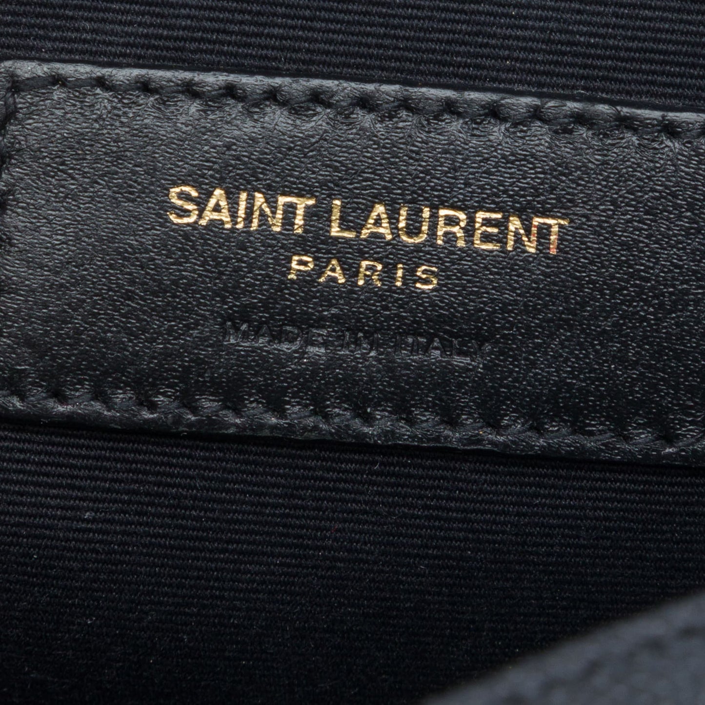 Second hand Saint Laurent Vinyle Grained Calfskin Leather Round Chevron Quilted Camera Crossbody Black - Tabita Bags