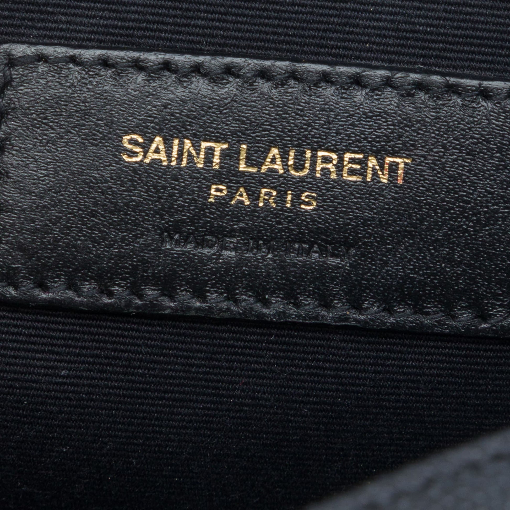 Second hand Saint Laurent Vinyle Grained Calfskin Leather Round Chevron Quilted Camera Crossbody Black - Tabita Bags