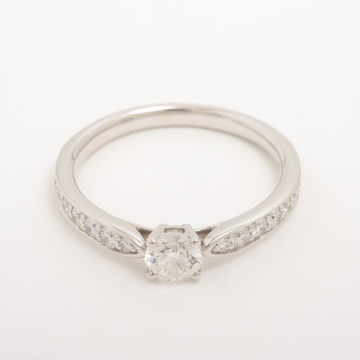 Second hand Tiffany Harmony Platinum Ring 15.3 mm diameter. - Tabita Bags