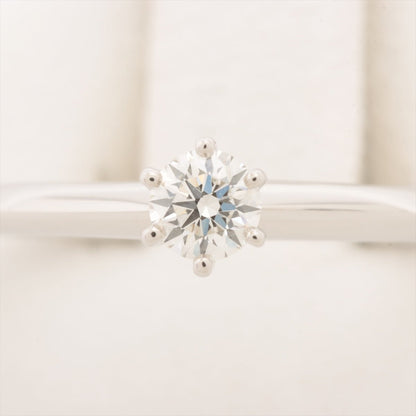 Second hand Tiffany Solitaire Platinum Ring 16.1 mm inside diameter. Platinum - Tabita Bags