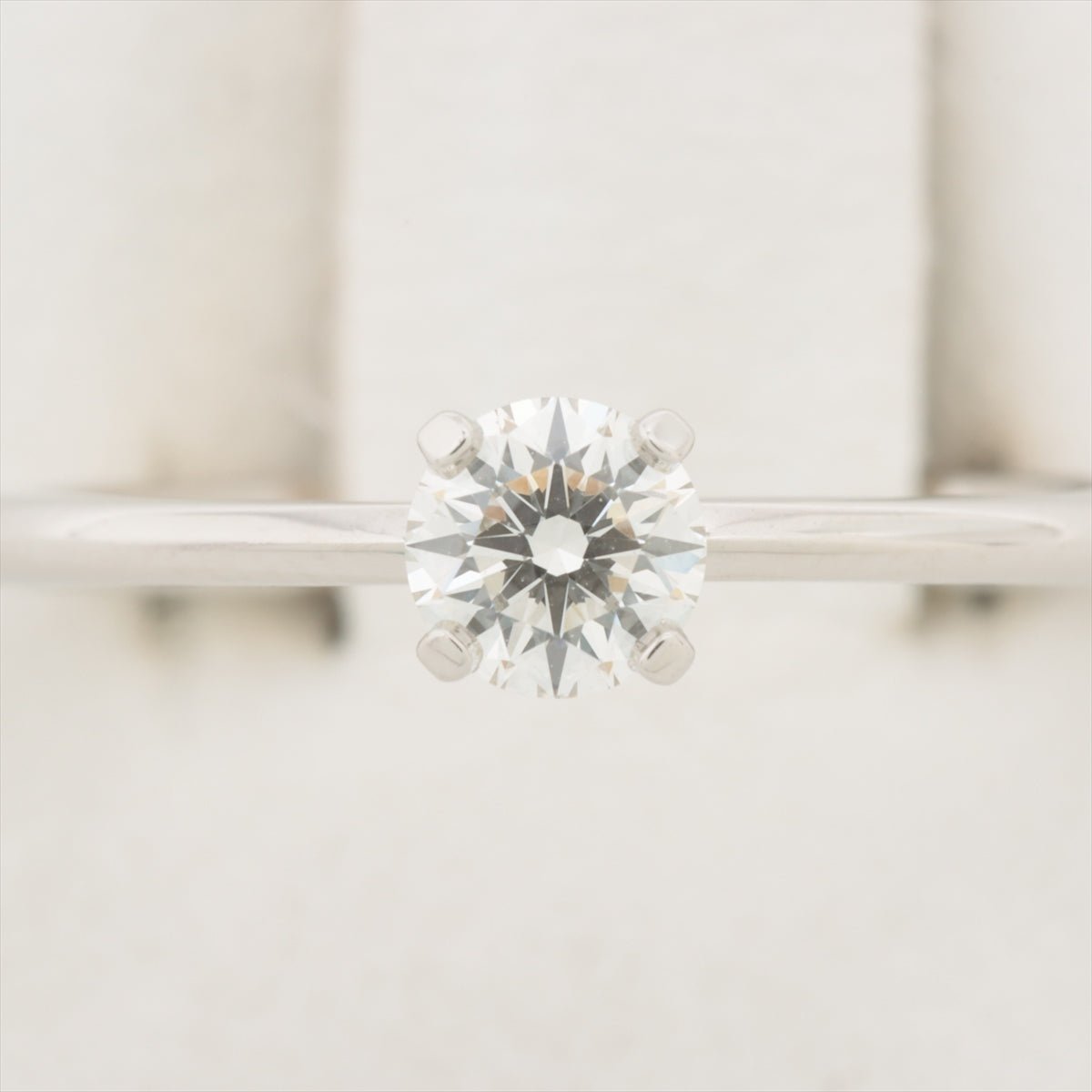 Second hand Tiffany True Platinum Ring 15 mm diameter - Tabita Bags