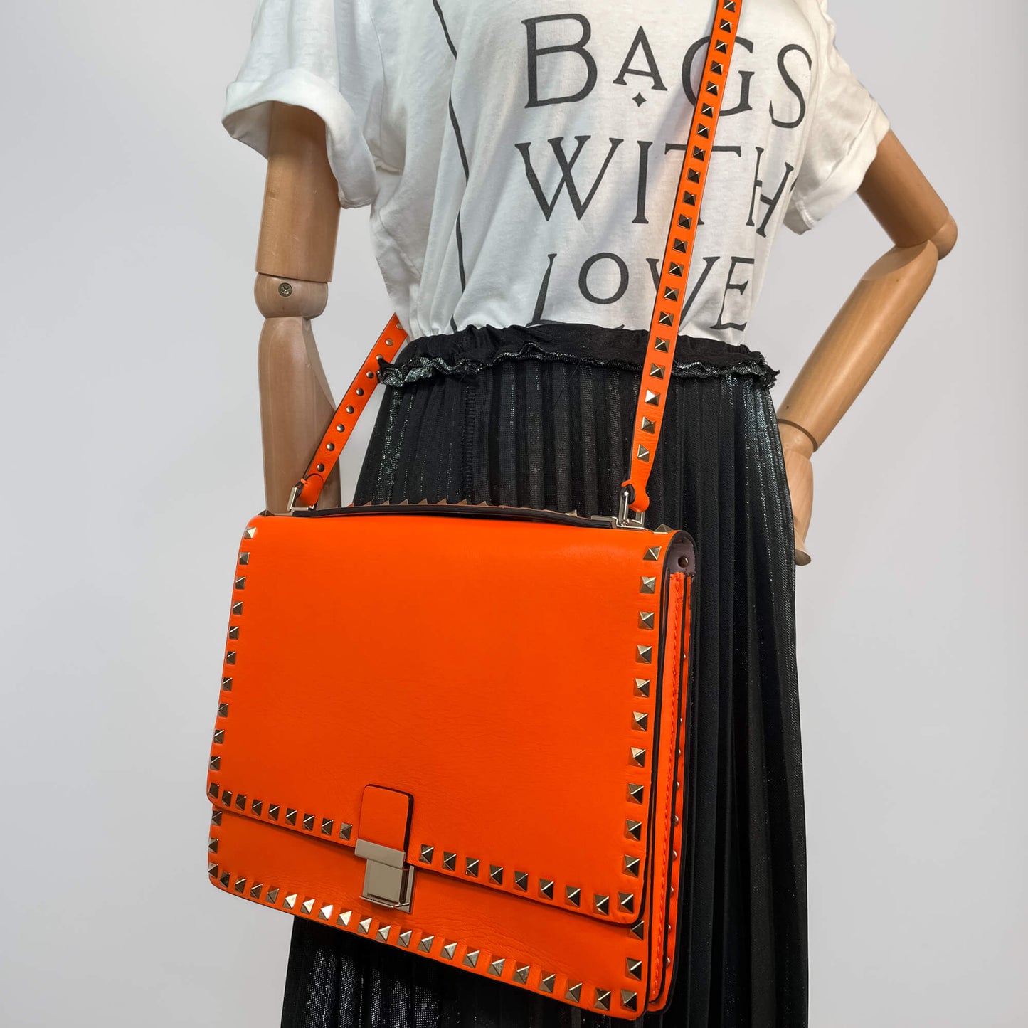 Second hand Valentino Garavani Rockstud Calfskin Leather 2 - Ways Flap Shoulder Bag Neon Orange - Tabita Bags