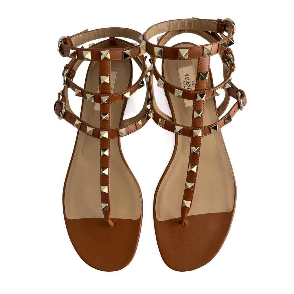 Second hand Valentino Garavani Rockstud Calfskin Leather Flat Straps Sandals 40 Caramel - Tabita Bags