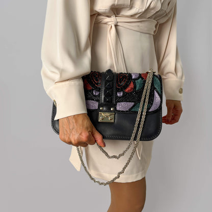 Second hand Valentino Garavani Rockstud Glam lock Large Calfskin Leather Embroidered Flap Shoulder Bag Black - Tabita Bags