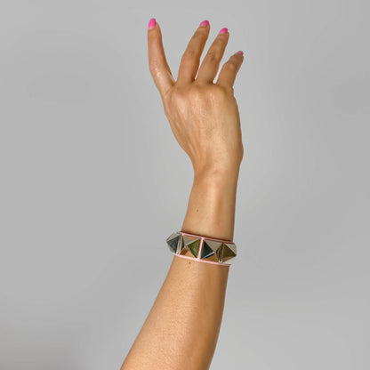 Second hand Valentino Garavani Rockstud Leather Bracelet Pink - Tabita Bags