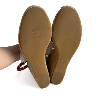 Second hand Valentino Garavani Rockstud Leather Straps Espadrille Sandals 40 Caramel - Tabita Bags