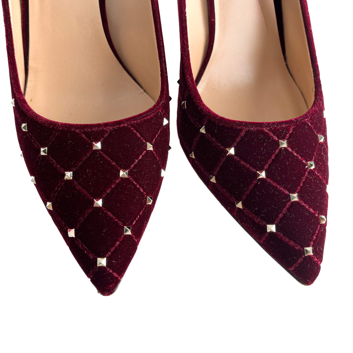 Second hand Valentino Garavani Rockstud Spike Velvet Pump 41.5 Burgundy - Tabita Bags
