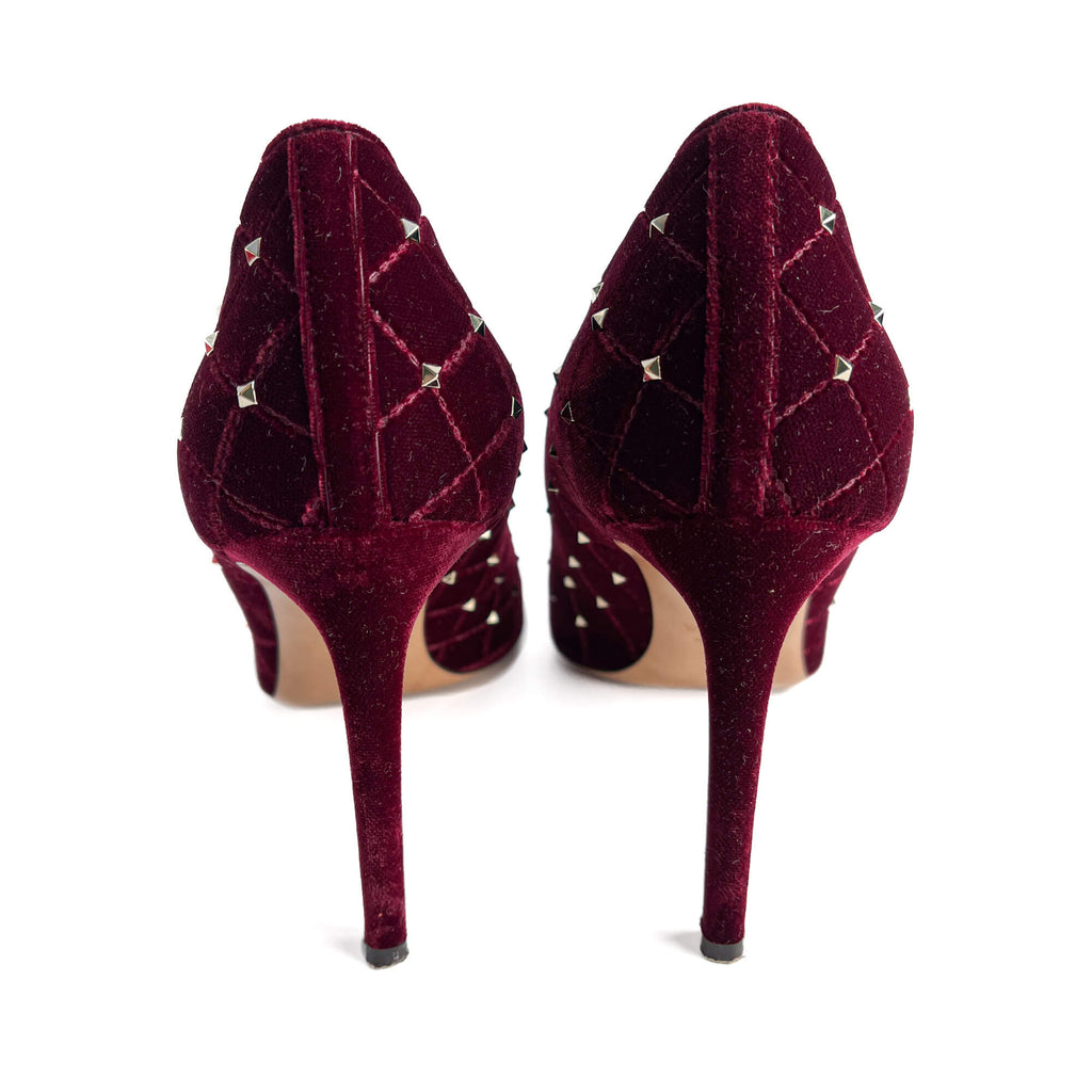 Second hand Valentino Garavani Rockstud Spike Velvet Pump 41.5 Burgundy - Tabita Bags