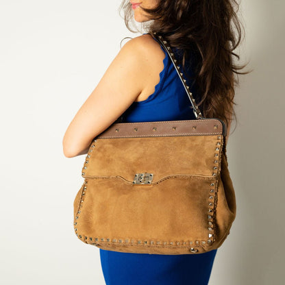Second hand Valentino Garavani Rockstud Winter Medium Suede & Shearling Tote Shoulder Bag Caramel - Tabita Bags
