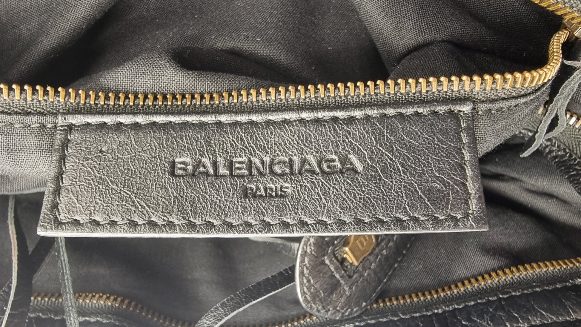 Second hand Balenciaga City Graffiti Leather 2way Black - Tabita Bags