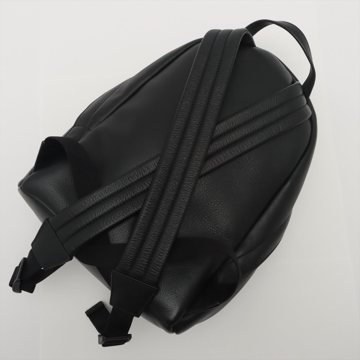 Second hand Balenciaga Everyday Backpack Black Leather - Tabita Bags