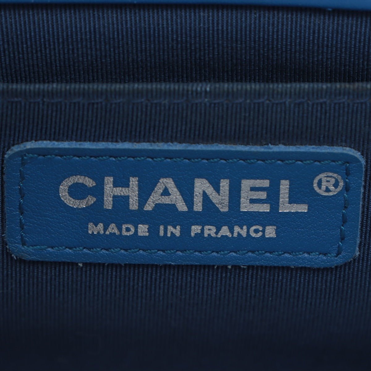 Second hand Chanel Boy Medium Chevron Calfskin Blue Flap Bag - Tabita Bags