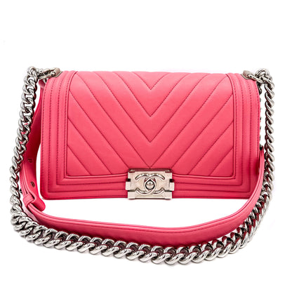 Second hand Chanel Boy Medium Chevron Calfskin Pink Bag - Tabita Bags