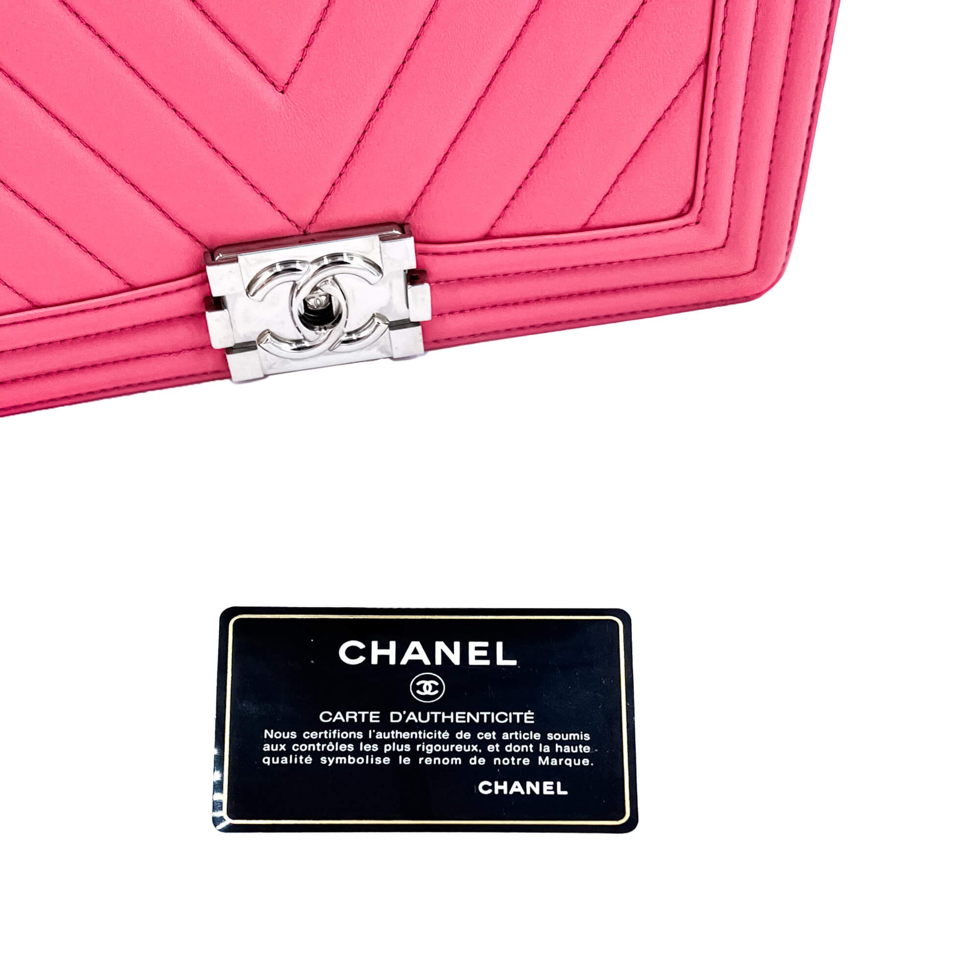 Second hand Chanel Boy Medium Chevron Calfskin Pink Bag - Tabita Bags