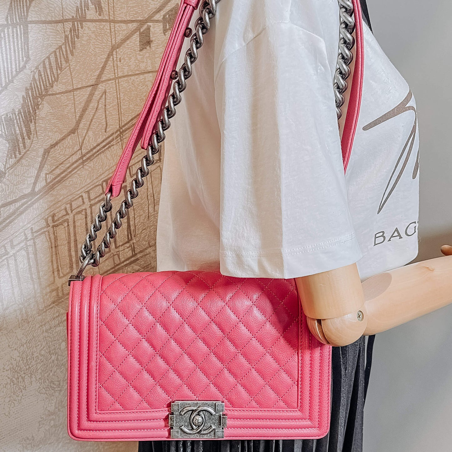 Second hand Chanel Boy Medium Quilted Calfskin Pink Bag - Tabita Bags