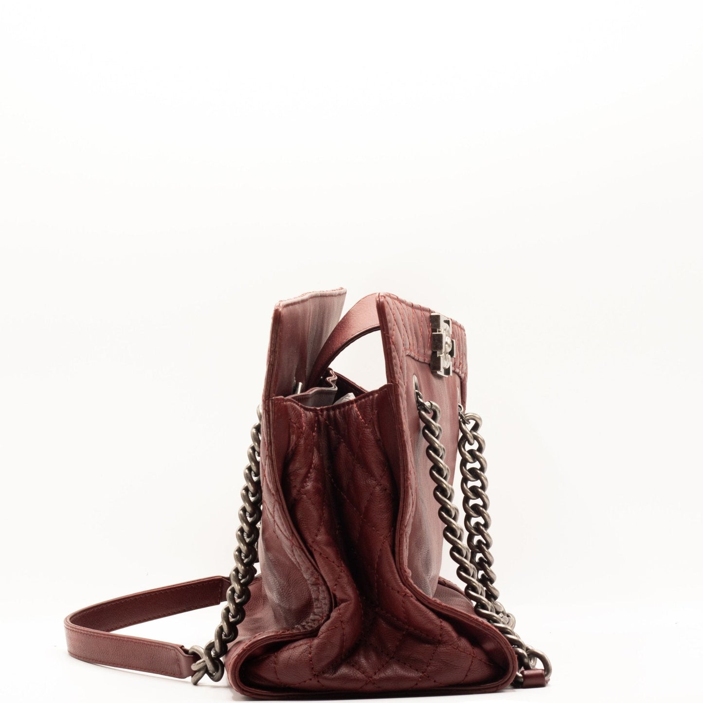 Second hand Chanel Boy Reverso Shopping Tote Burgundy Calfskin - Tabita Bags