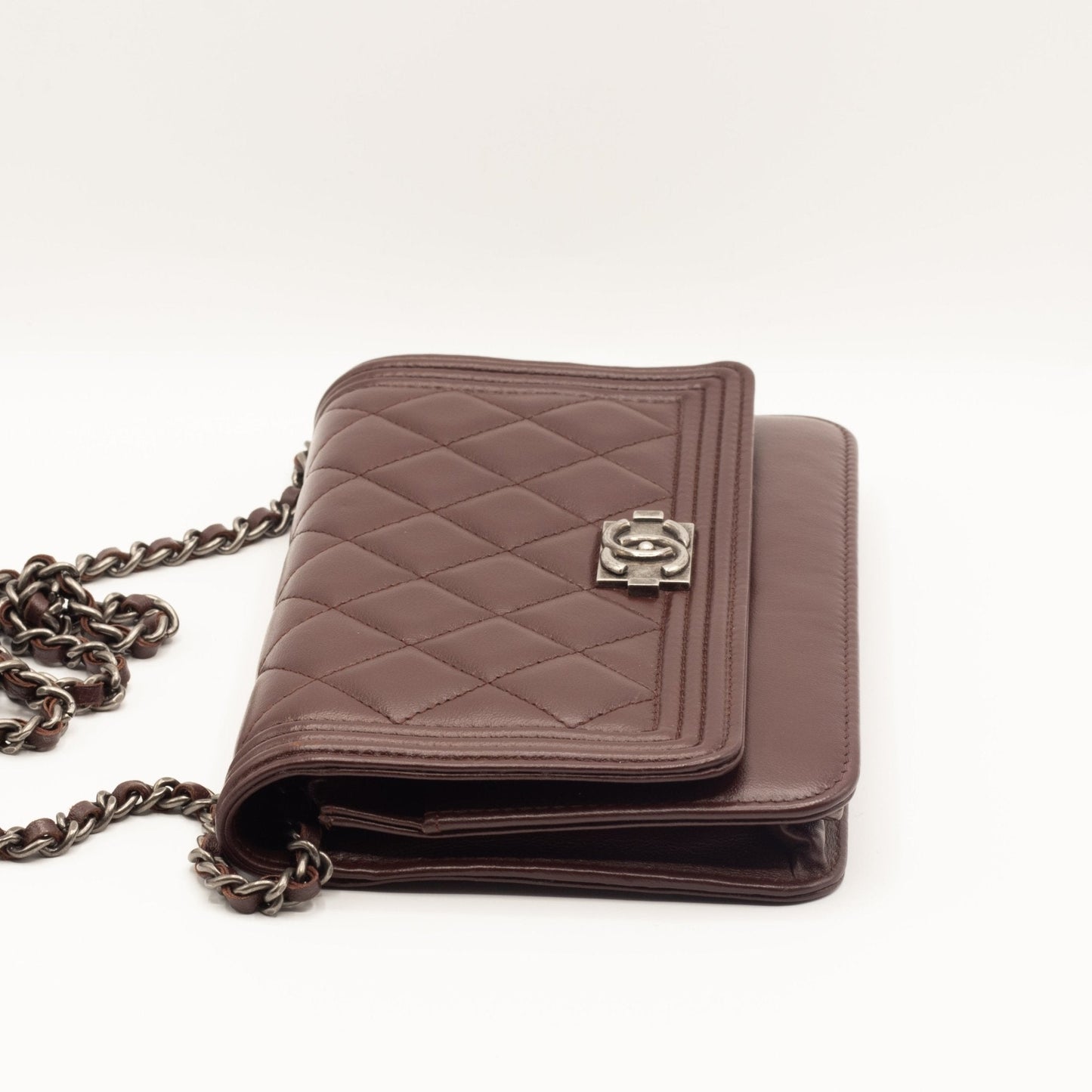 Second hand Chanel Boy WOC Clutch Burgundy Quilted Lambskin Leather - Tabita Bags