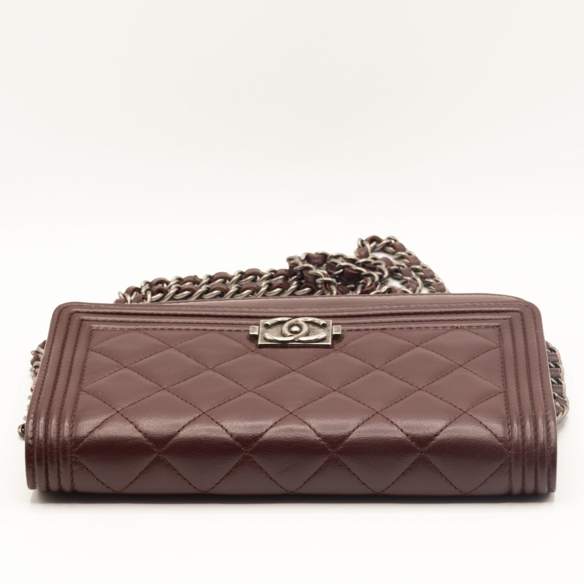 Second hand Chanel Boy WOC Clutch Burgundy Quilted Lambskin Leather - Tabita Bags