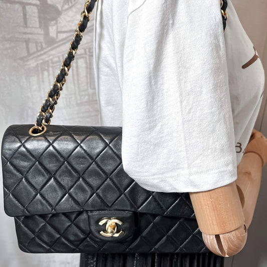 Second Hand Chanel Bags - buy Pre-owned at Tabitabags store