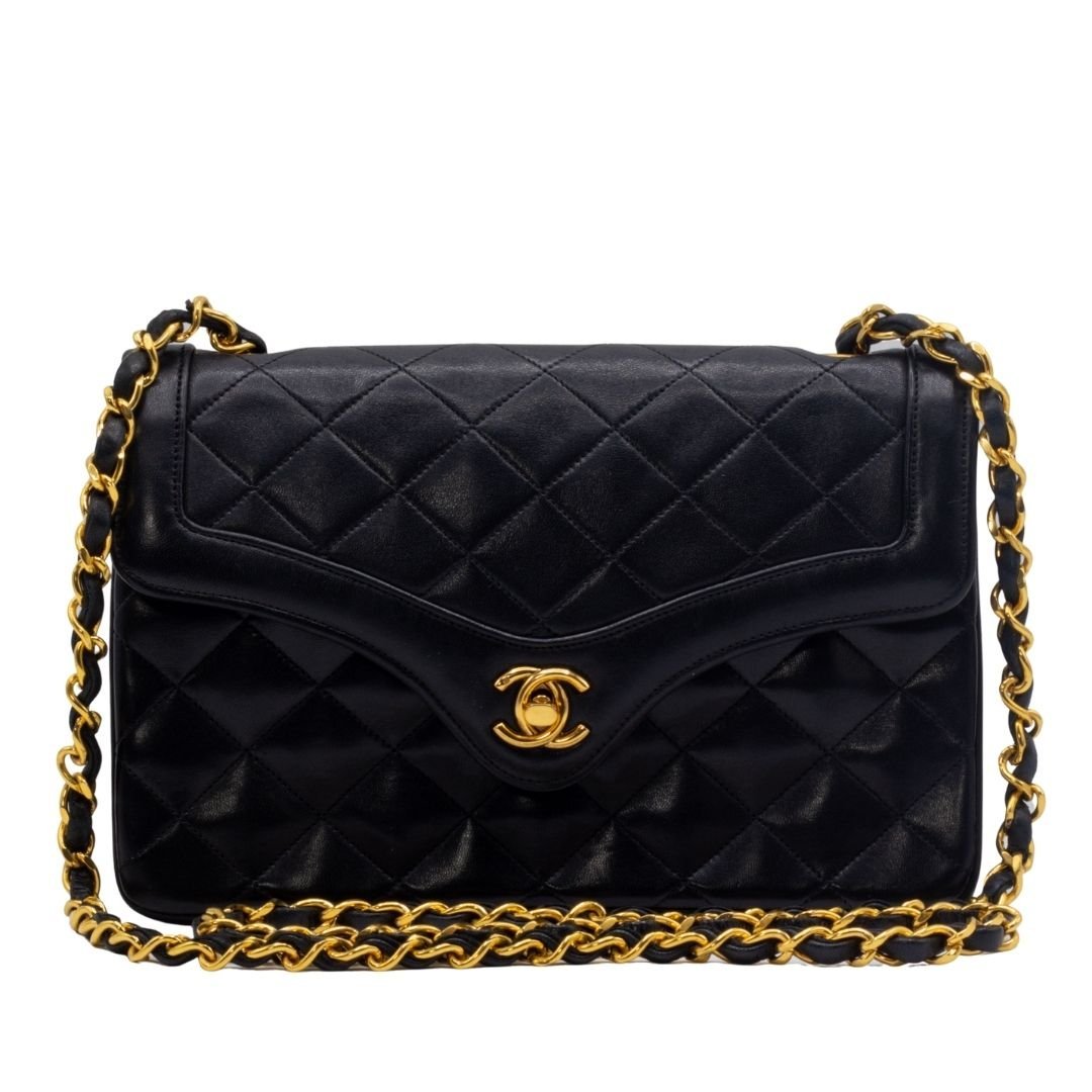 Second hand Chanel Classic Flap Bag in Black Matelassé Leather - Tabita Bags