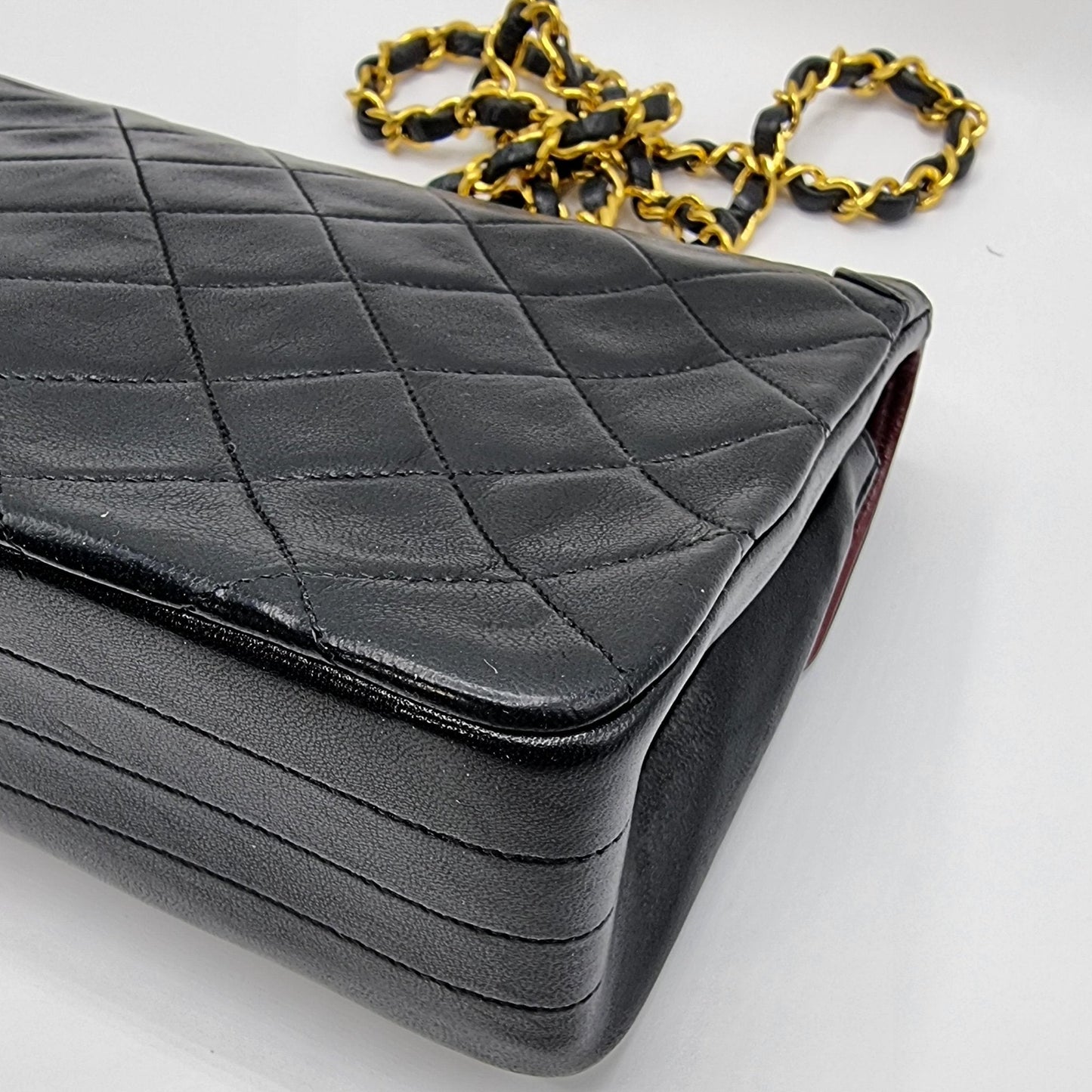 Second hand Chanel Classic Flap Bag in Black Matelassé Leather - Tabita Bags