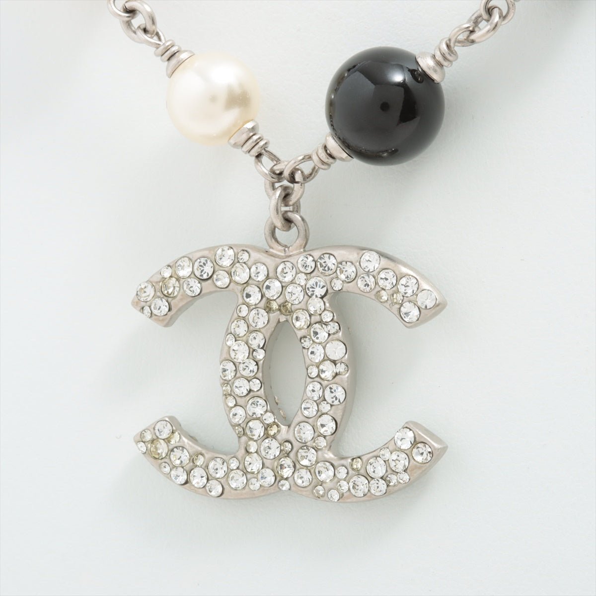 Second hand Chanel Coco Necklace Rhinestone Faux-Perles - Tabita Bags