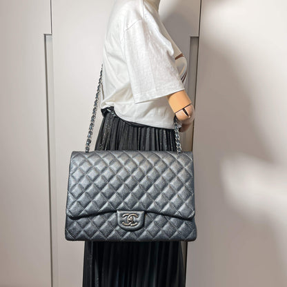 Second hand Chanel Double Flap Maxi Caviarskin Leather Flap Chain Bag Grey - Tabita Bags