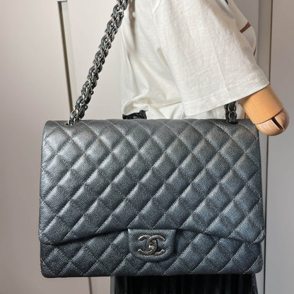 Second hand Chanel Double Flap Maxi Caviarskin Leather Flap Chain Bag Grey - Tabita Bags