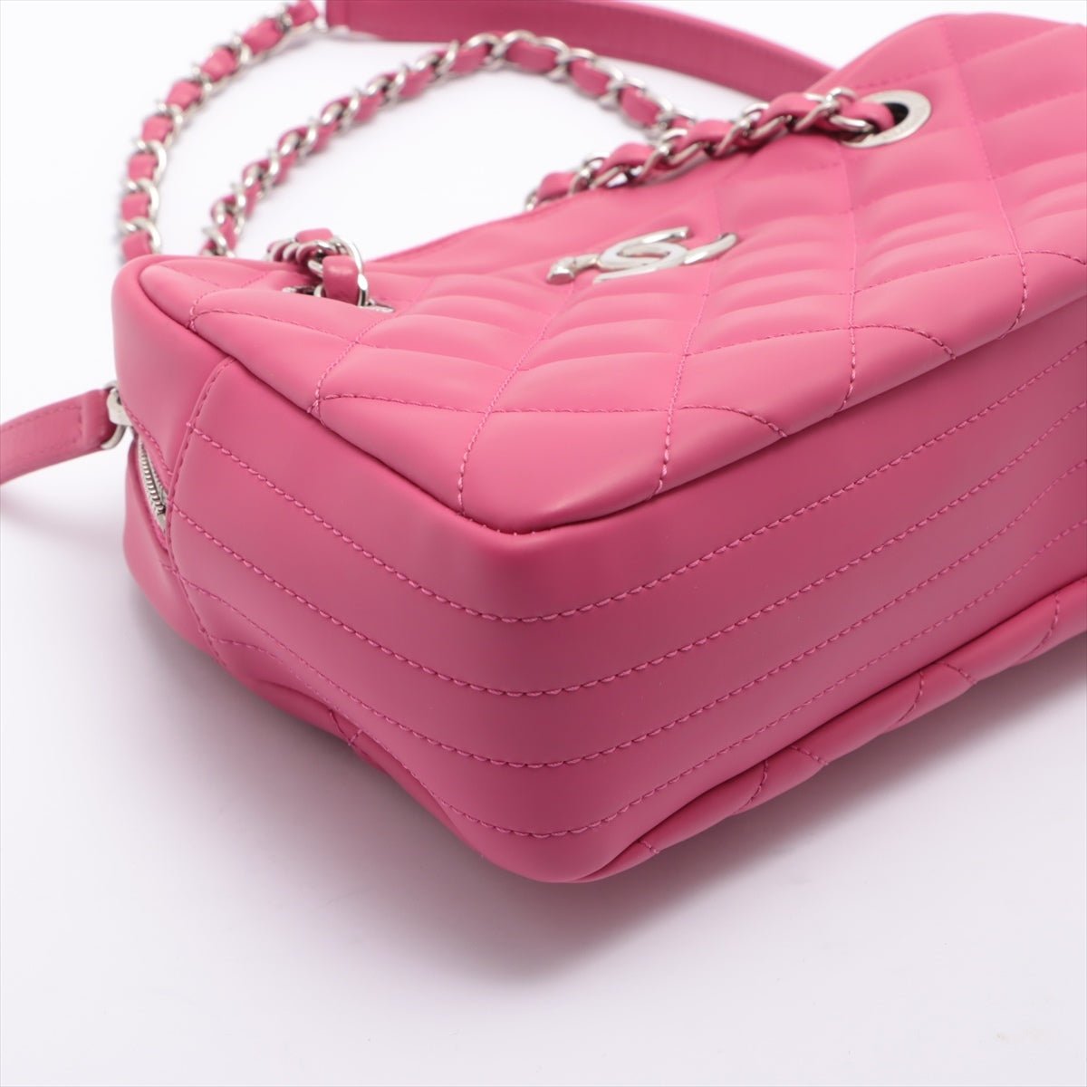 Second hand Chanel Matelasse Rubber Chain Pink Silver Metal - Tabita Bags