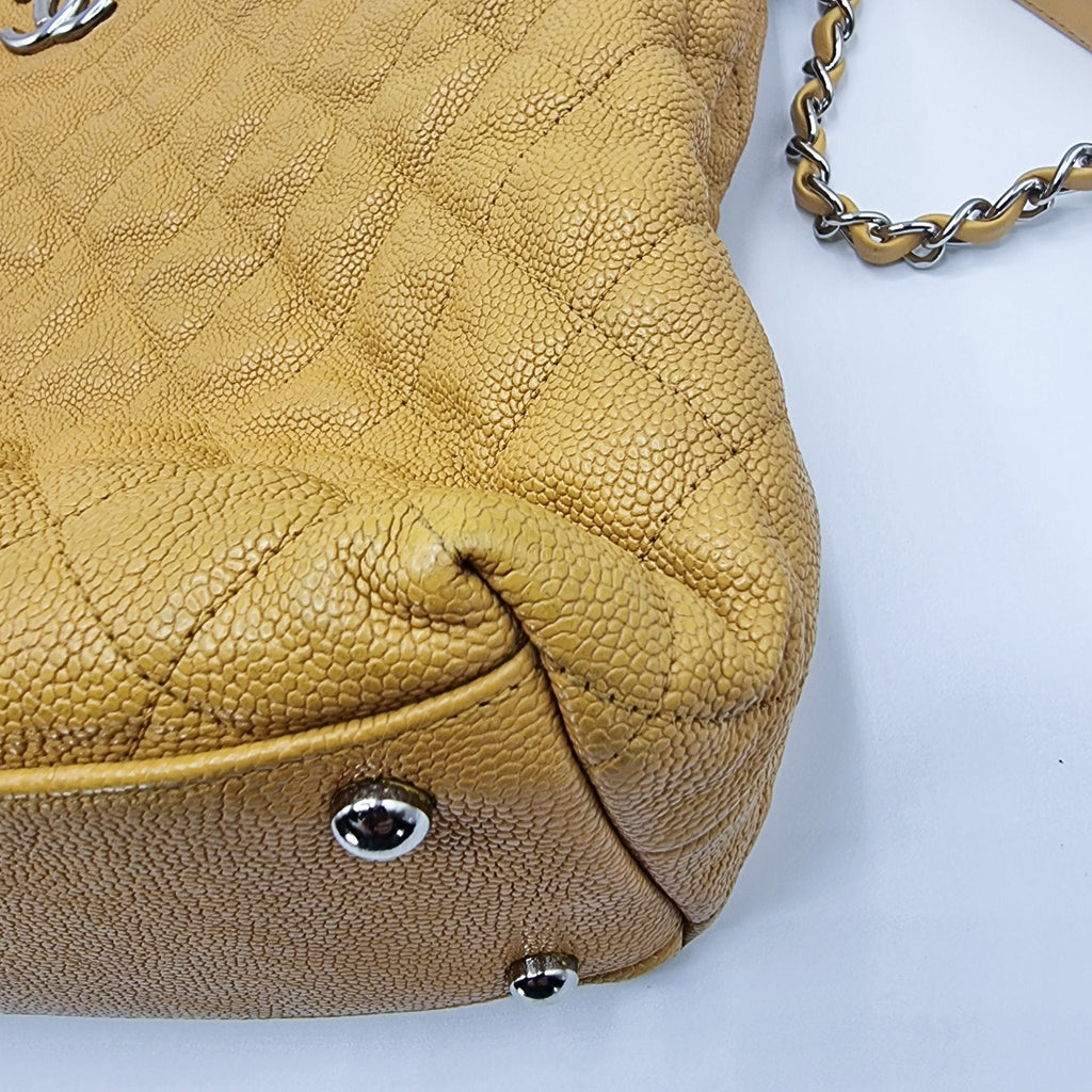 Second hand Chanel Shoulder Bag Yellow Caviar Leather - Tabita Bags