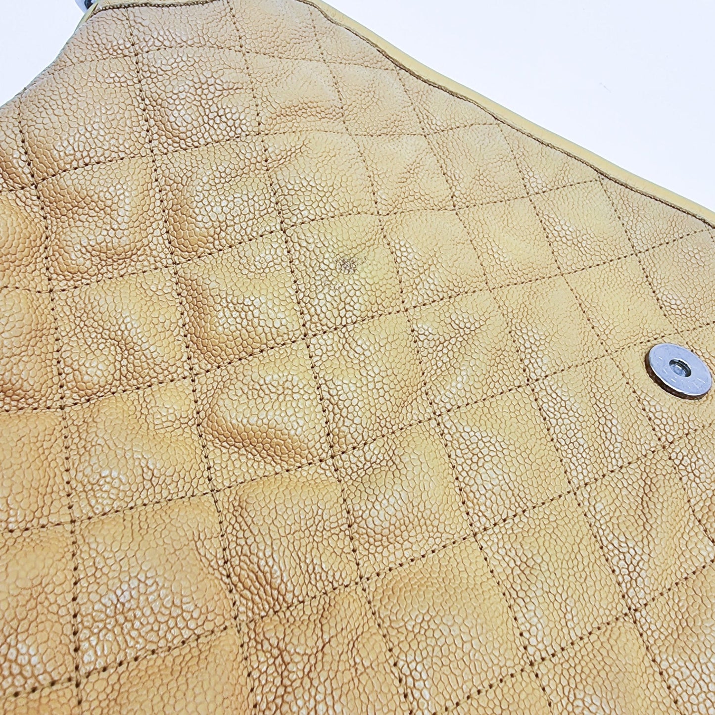 Second hand Chanel Shoulder Bag Yellow Caviar Leather - Tabita Bags